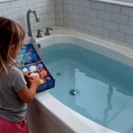 MagicBath Surprise – Set 12 Bombe Efervescente de Baie pentru Copii cu Jucării Surpriză – Ofertele Zilei